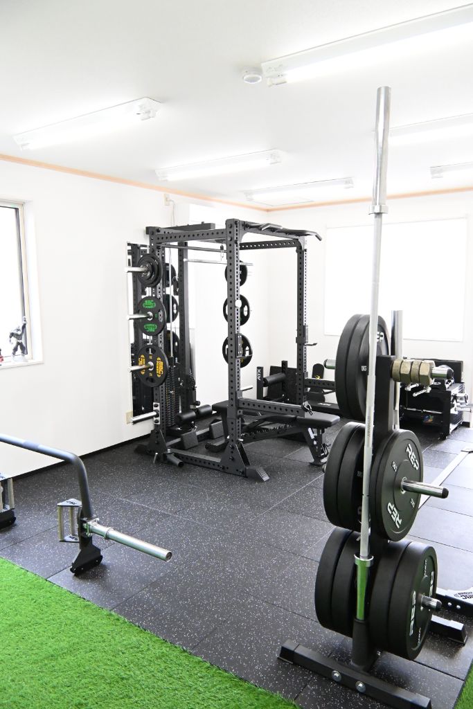 トレーニングエリア - 最新のトレーニング機器を完備